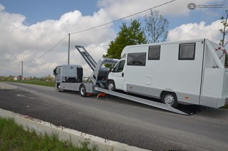 ligthart met uniek omars schuifplateau.......